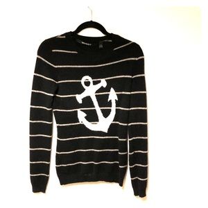 Cashmere sweater. Black and white stripes.